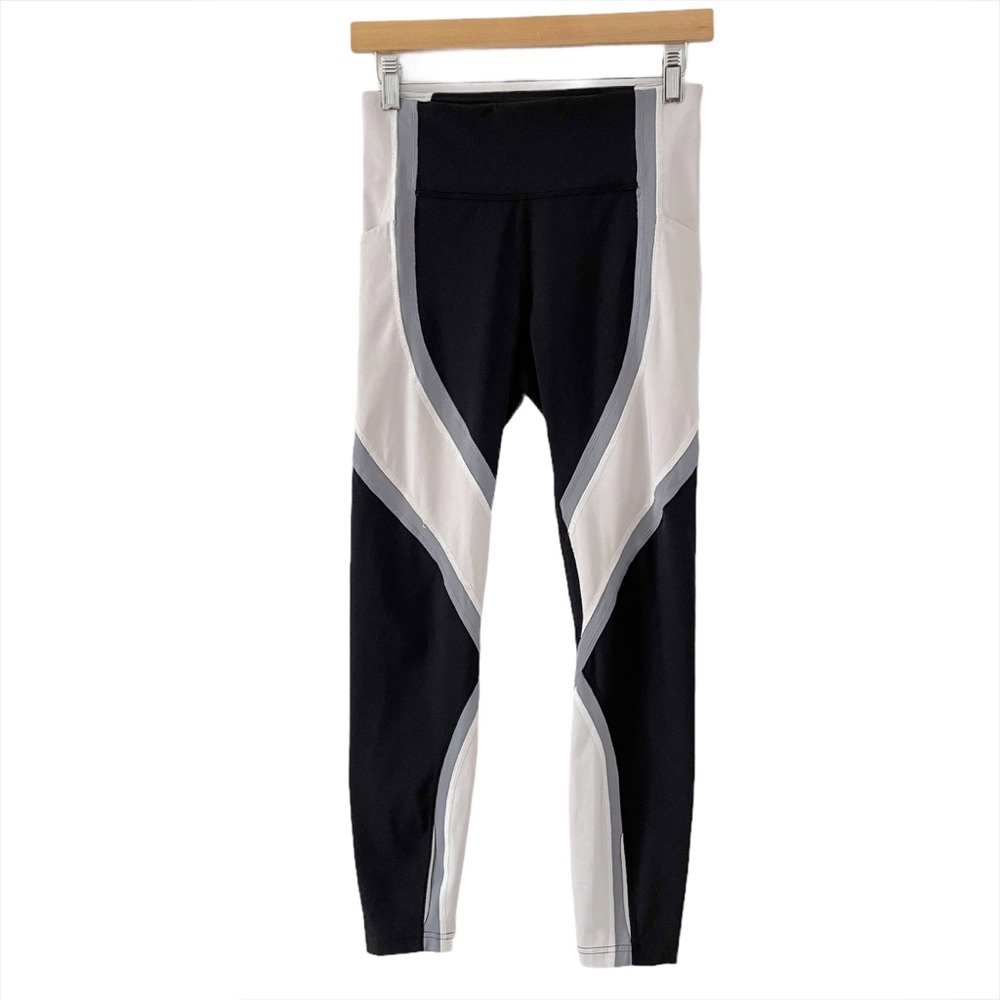 Lululemon Wild Twist 7/8 Tight Leggings *25" sz 6